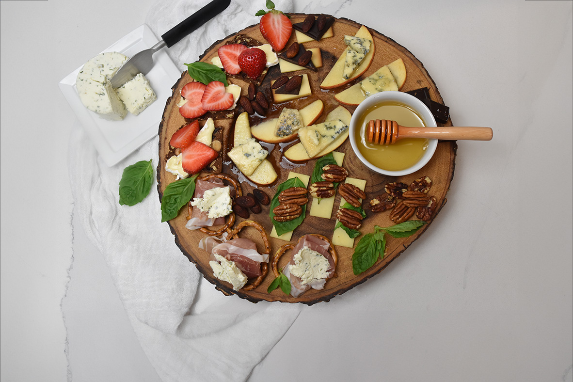 Cheese, Cracker And Topping Pairings Canadian Goodness